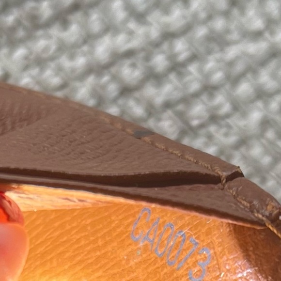 Authentic Louis Vuitton Tresor Wallet - Picture 4 of 12